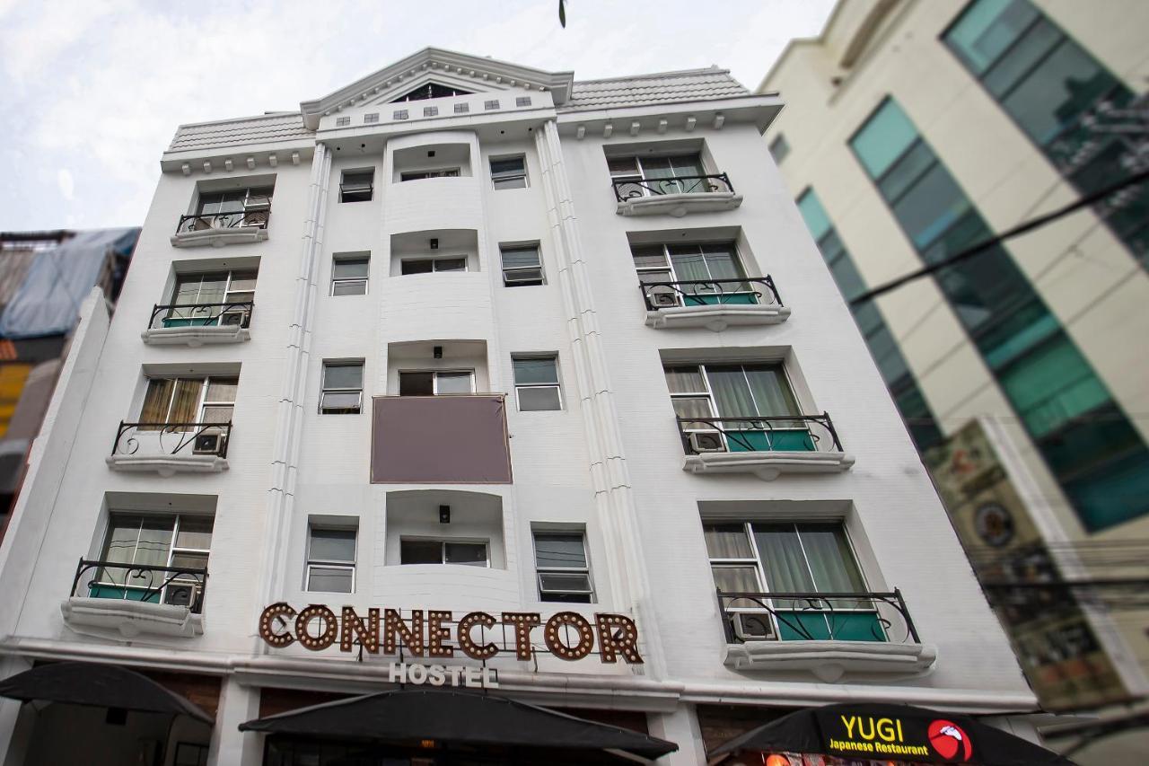Oyo 821 Connector Hostel Makati City Exterior photo